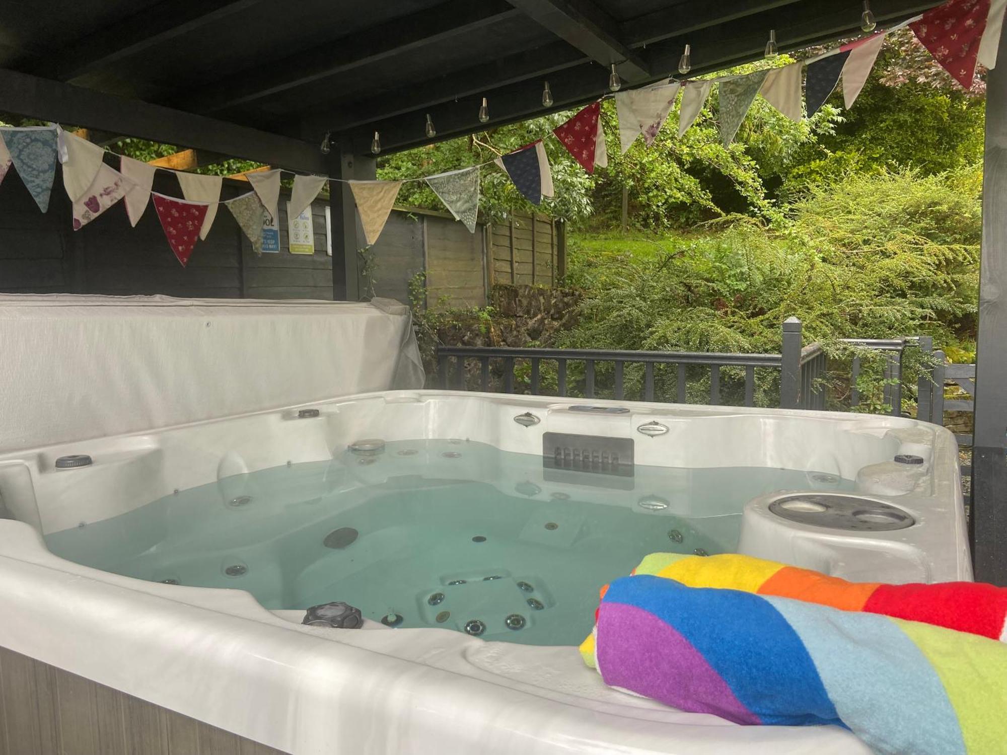 Вилла Carreg Y Garth Isaf - Hot Tub Nr Zip World Бангор Экстерьер фото